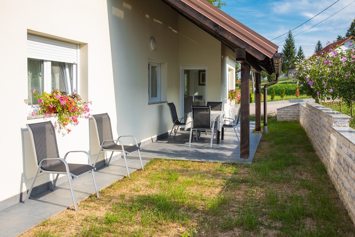 Apartmani Leptir - photo 4