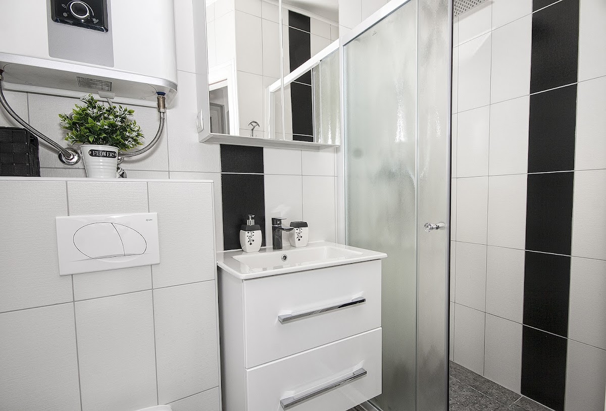 Emerald Luxury Apartments - photo 3