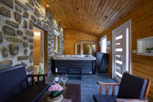 Franjković Premium Suite with Private Jacuzzi & Sauna - photo 3