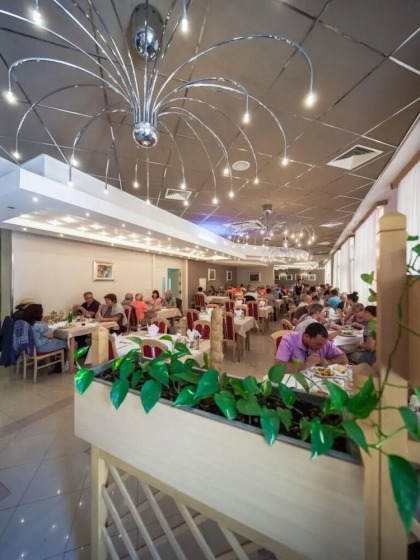 Hotel Macola - photo 8