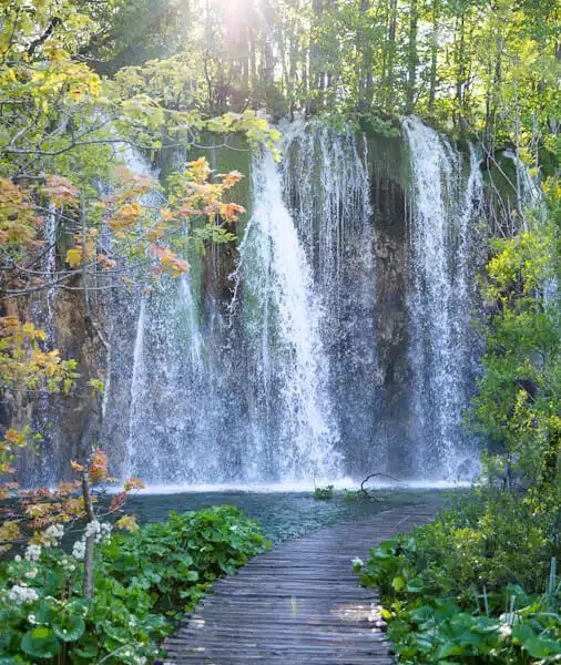 Plitvice Lakes Guided Tour with Skip-the-Line Access - photo 4